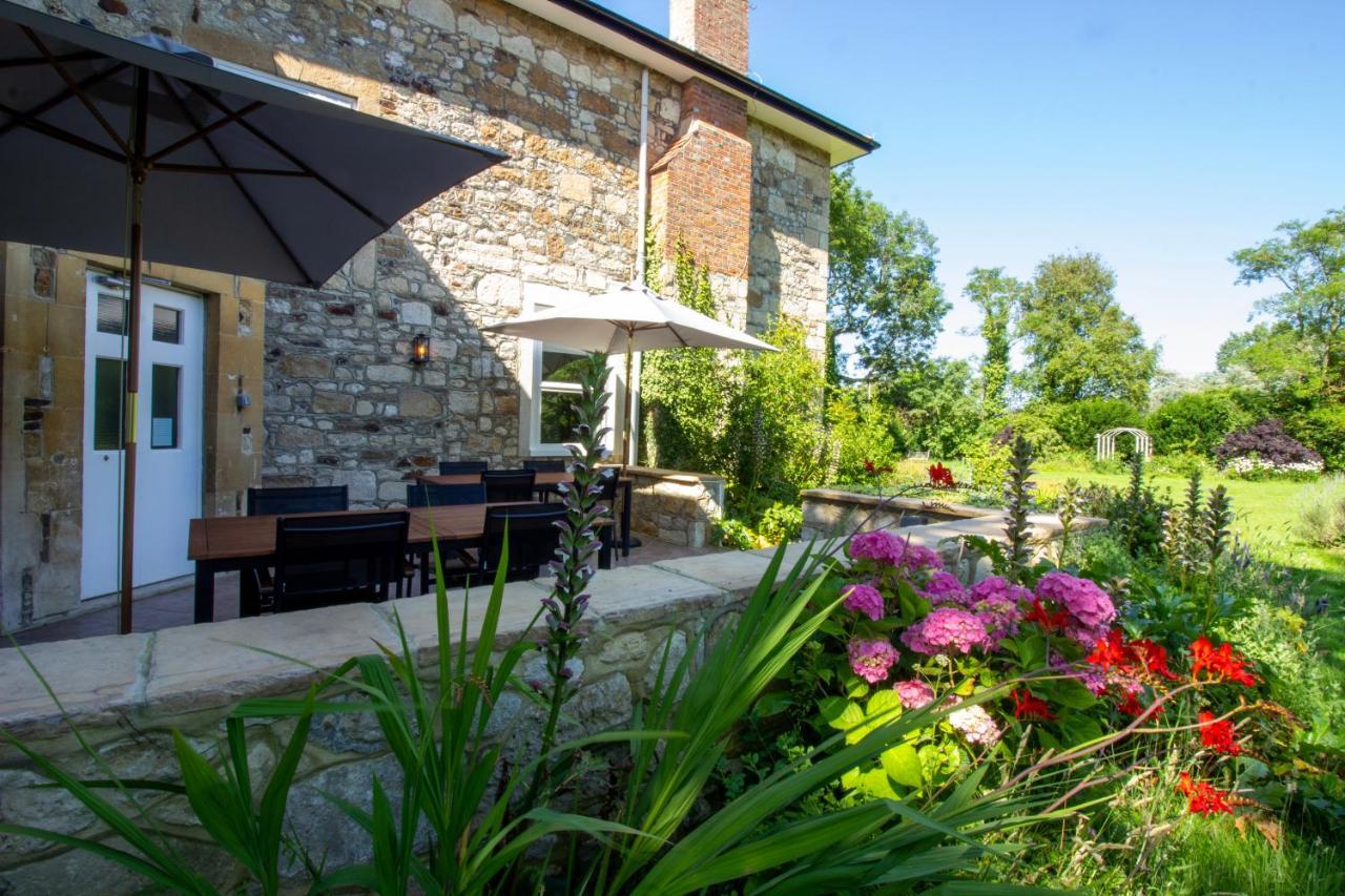 Cosy Wolf Bed & Breakfast Freshwater Dış mekan fotoğraf